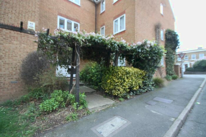 1 Bedroom Flat To Rent In Crosslet Vale, Greenwich, SE10