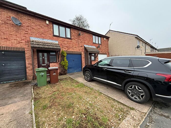 2 Bedroom House To Rent In Breaston Court, Nottingham, NG5