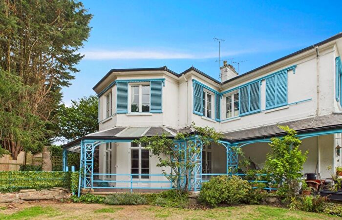 2 Bedroom Apartment To Rent In Fulmer Lane, Gerrards Cross, Buckinghamshire, SL9