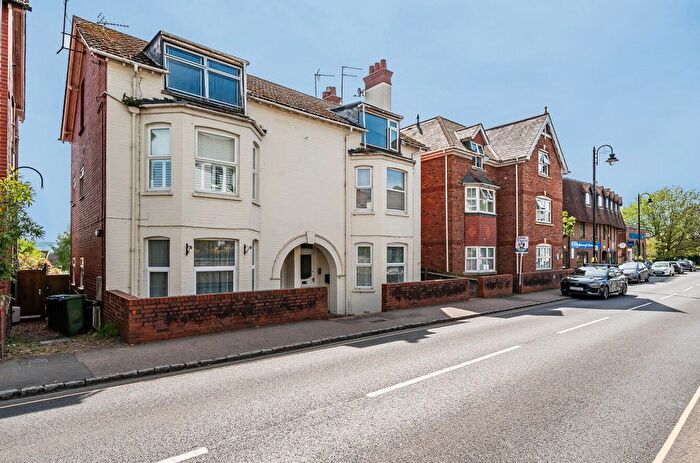 1 Bedroom Flat To Rent In Lower Street, Pulborough, RH20