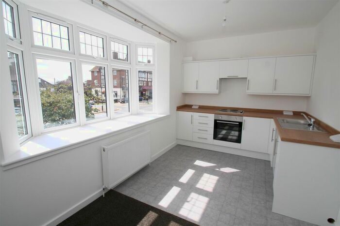 2 Bedroom Maisonette To Rent In London Road, Leigh-On-Sea, SS9