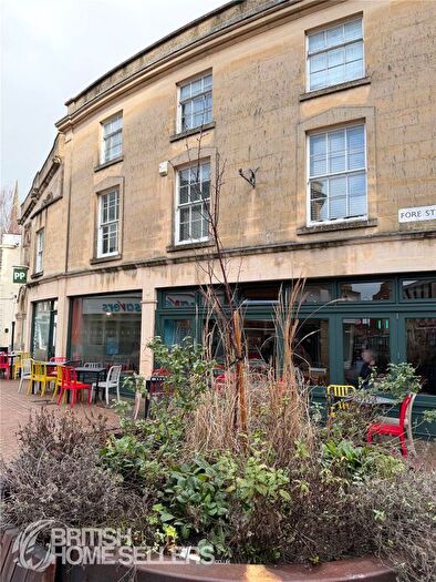 2 Bedroom Flat For Sale In Silver Street, Trowbridge, Wiltshire, BA14