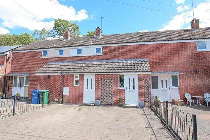 2 Bedroom Land To Rent In Woodcote Road, Caversfield, Bicester, OX27