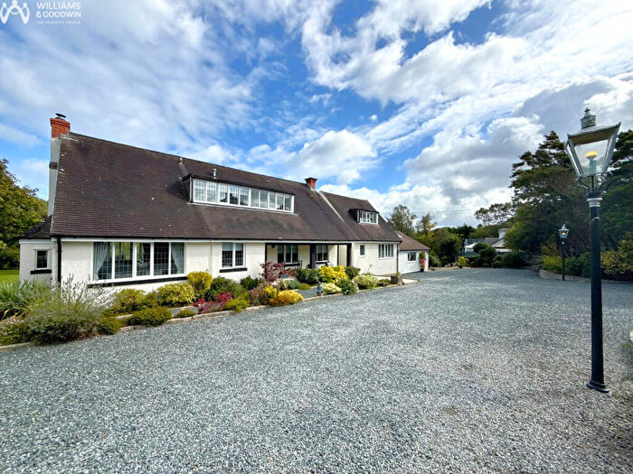 4 Bedroom Detached House For Sale In Brynrefail, Dulas, Anglesey, LL70
