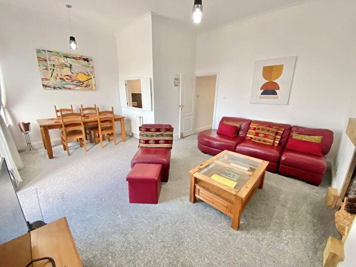 2 Bedroom Flat To Rent In Barwood View, Lower Warberry Road, Torquay, TQ1