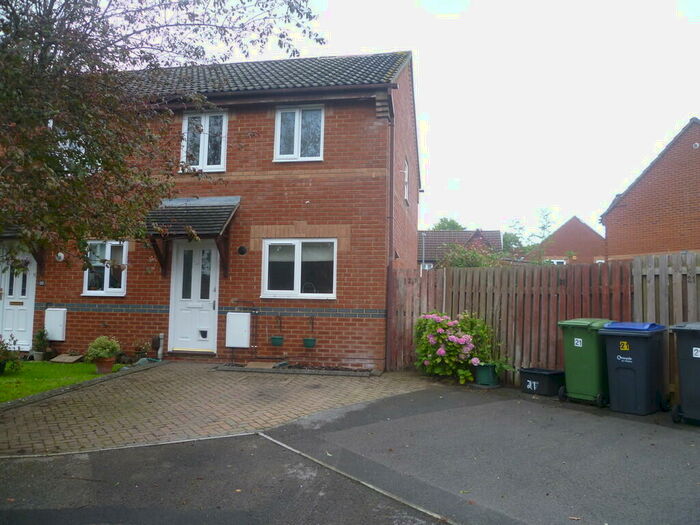 2 Bedroom End Of Terrace House To Rent In Hillbourne Close, BA12