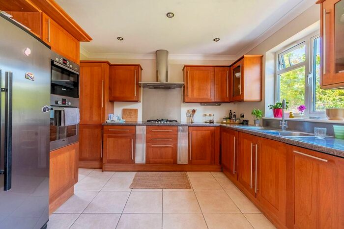 3 Bedroom Semi-Detached House To Rent In Grove Road, Pinner, HA5