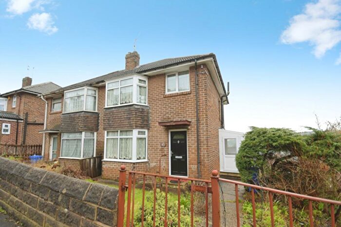 3 Bedroom Semi Detached House For Sale In Horndean Road, Sheffield, South Yorkshire, S5