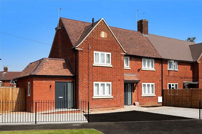 2 Bedroom Semi Detached House To Rent In Waller Road, Beaconsfield, HP9