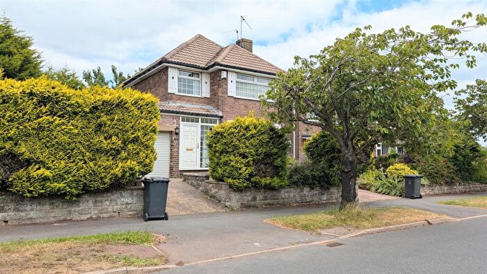 3 Bedroom Detached House To Rent In Barncliffe Road, Fulwood, Sheffield, S10