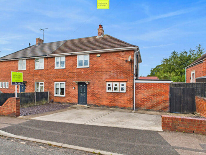 3 Bedroom Semi-Detached House For Sale In Brook Street, Clay Cross, S45