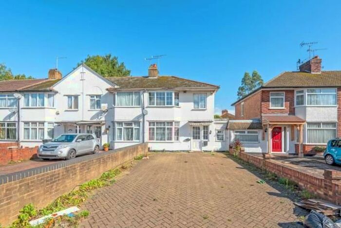 5 Bedroom Semi-Detached House To Rent In Pield Heath Road, Uxbridge, UB8