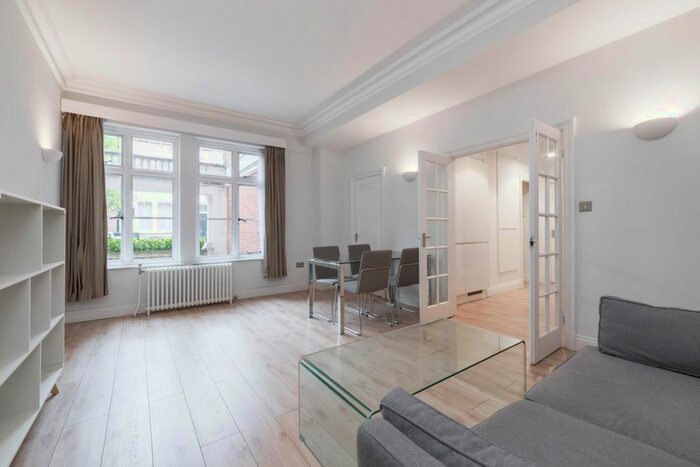 1 Bedroom Flat To Rent In Hallam Street, Marylebone, W1W