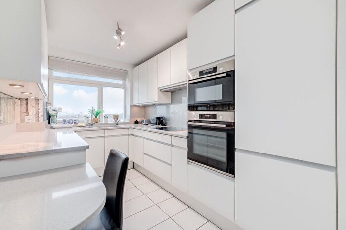 3 Bedroom Flat For Sale In Sheringham, St. John's Wood Park, NW8