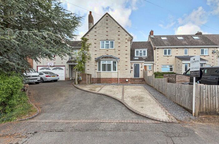 4 Bedroom Terraced House For Sale In Roman Road, Stockbridge, Hampshire, SO20