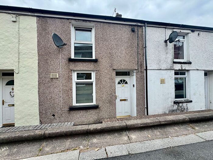 2 Bedroom Terraced House To Rent In Jenkin Street, Abercwmboi, CF44
