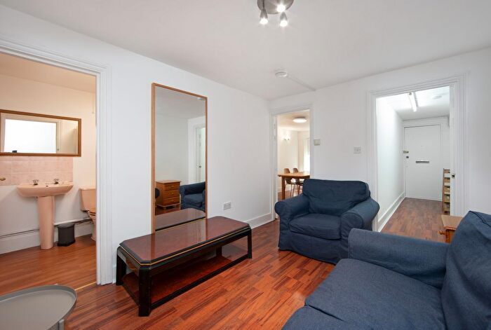 2 Bedroom Flat To Rent In Marchmont Street, Bloomsbury/Russell Square, London, WC1N