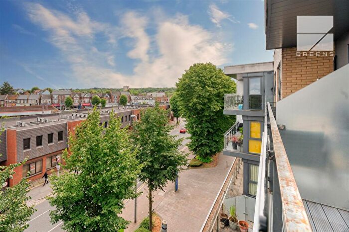 1 Bedroom Flat To Rent In Larkshall Road, London, E4