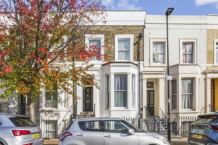 2 Bedroom Flat For Sale In Medina Road, Finsbury Park, N7