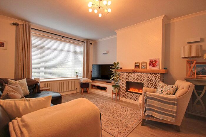 3 Bedroom Terraced House For Sale In Baynard Avenue, Cottingham, HU16