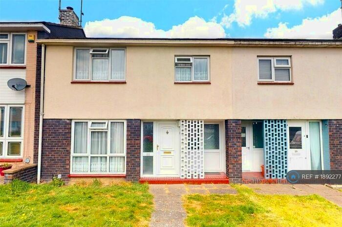 5 Bedroom Terraced House To Rent In Paslowes, Basildon, SS16