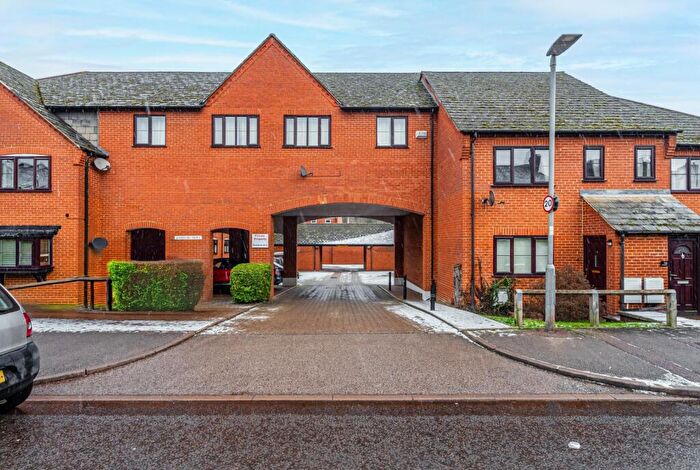2 Bedroom Apartment For Sale In Saddlers Mews, Markyate, St. Albans, Hertfordshire, AL3
