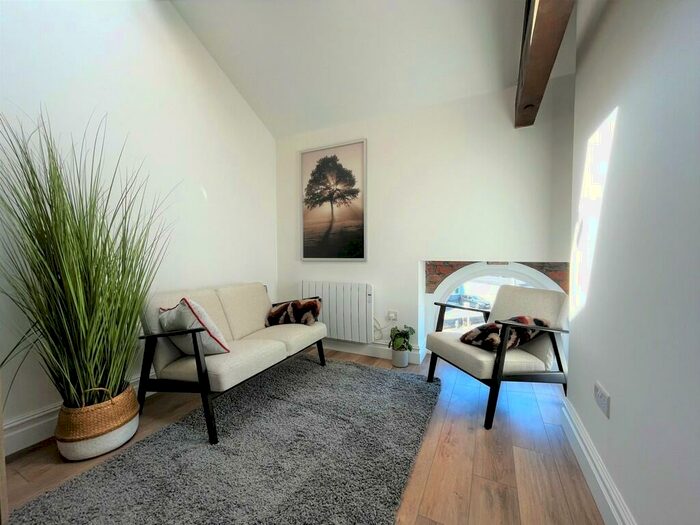 1 Bedroom Apartment To Rent In Hewitt Street, Leyland, PR25