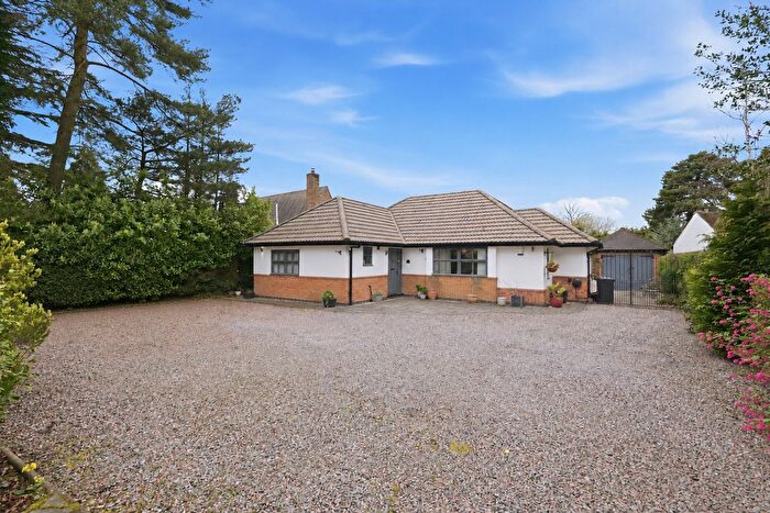 4 Bedroom Bungalow For Sale In Greenhill Road, Coalville, LE67