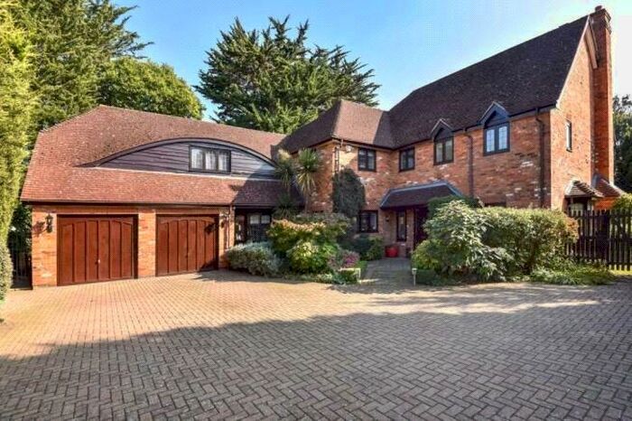 5 Bedroom Detached House To Rent In Ashton Place, Maidenhead, Berkshire, SL6
