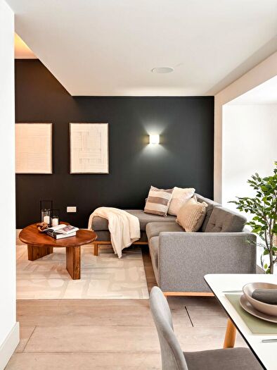 3 Bedroom Town House To Rent In Bentinck Street, Manchester, M15