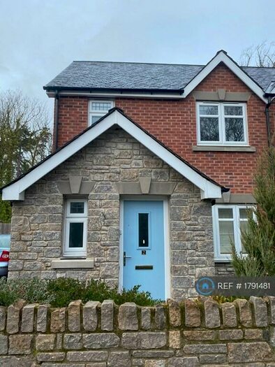 3 Bedroom Semi-Detached House To Rent In Plas Y Coed, Bangor, LL57