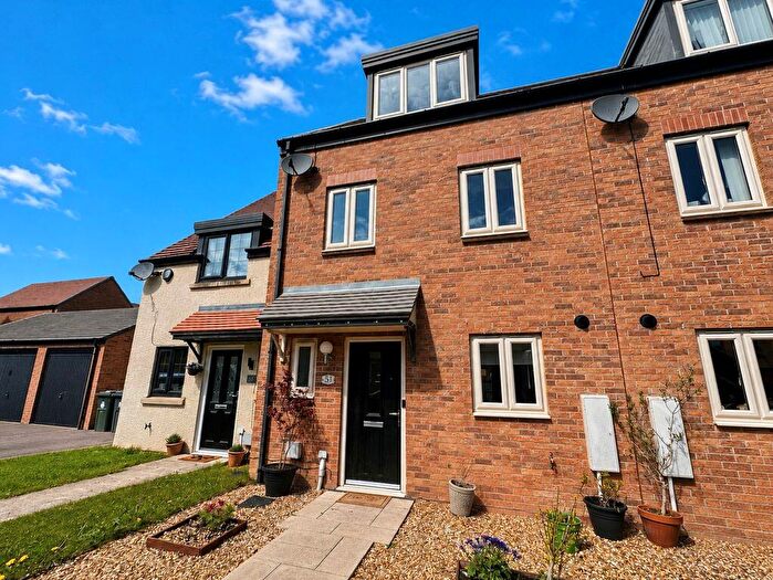 3 Bedroom Terraced House For Sale In Richardson Gardens, Earsdon View, Shiremoor, NE27