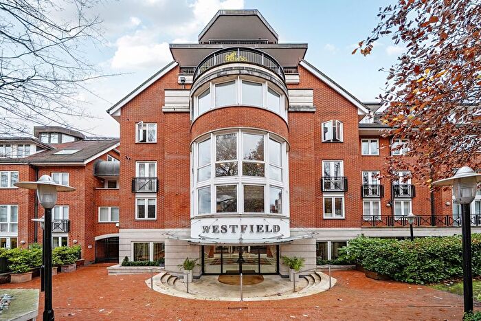 2 Bedroom Flat To Rent In Kidderpore Avenue, London, NW3