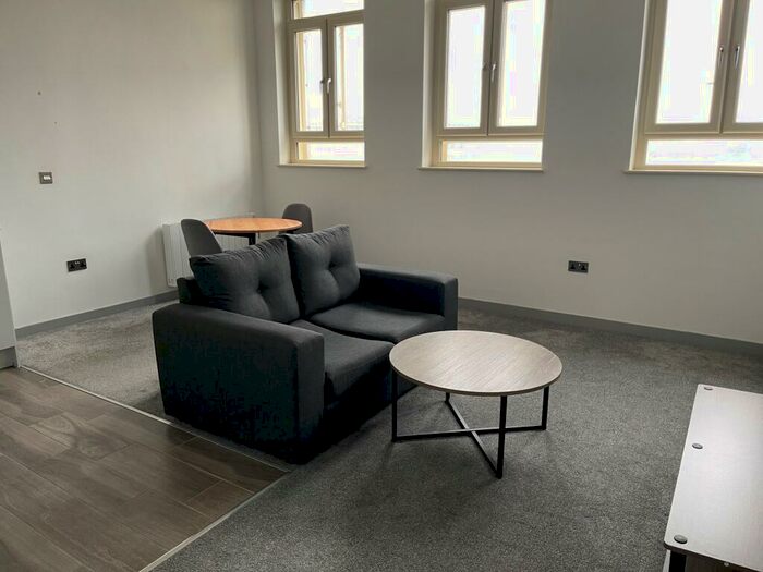 2 Bedroom Flat To Rent In Danum House, Doncaster, DN1