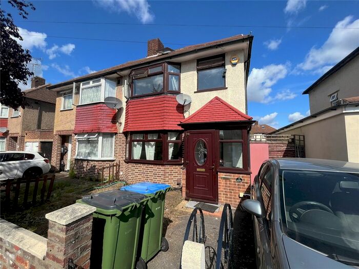 3 Bedroom Semi-Detached House To Rent In Birkdale Road, London, SE2