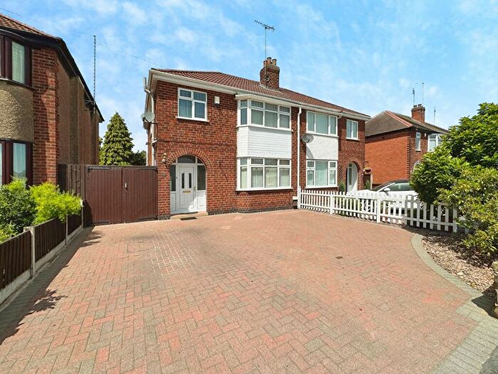 3 Bedroom Semi-Detached House For Sale In Harlaxton Street, Burton-On-Trent, DE13