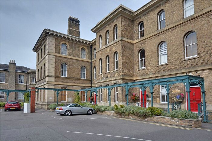 3 Bedroom Flat For Sale In Shooters Hill Road, Shooters Hall, London, SE18