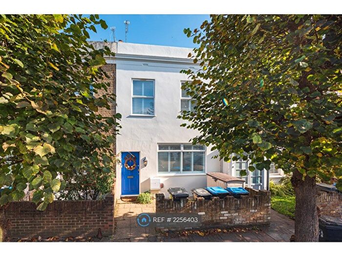 3 Bedroom Terraced House To Rent In Hartfield Crescent, London, SW19