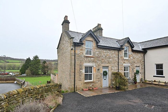 2 Bedroom Semi-Detached House To Rent In Dacre Banks, Harrogate, HG3