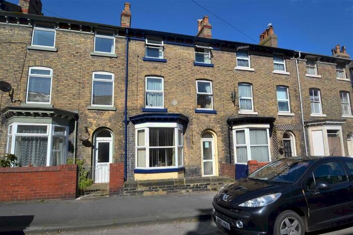4 Bedroom Town House To Rent In Norwood Street, Scarborough, North Yorkshire YO12