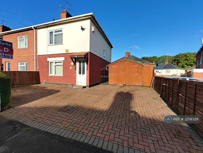 3 Bedroom Semi-Detached House To Rent In Sargeaunt Street, Leamington Spa, CV31