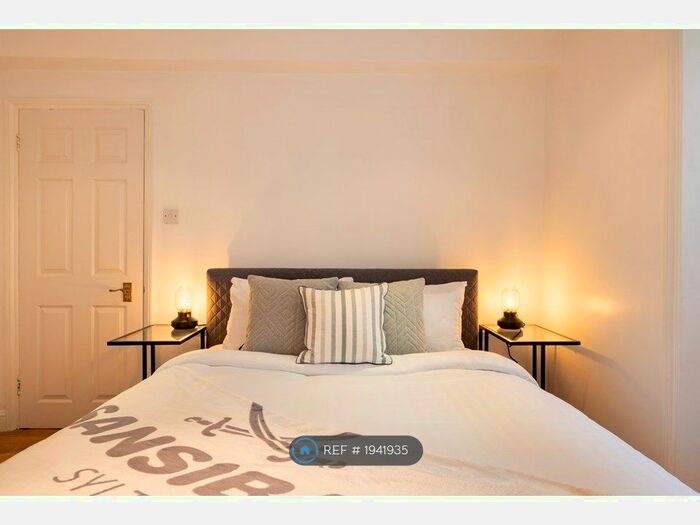 1 Bedroom Flat To Rent In Montagu Street, London, W1H