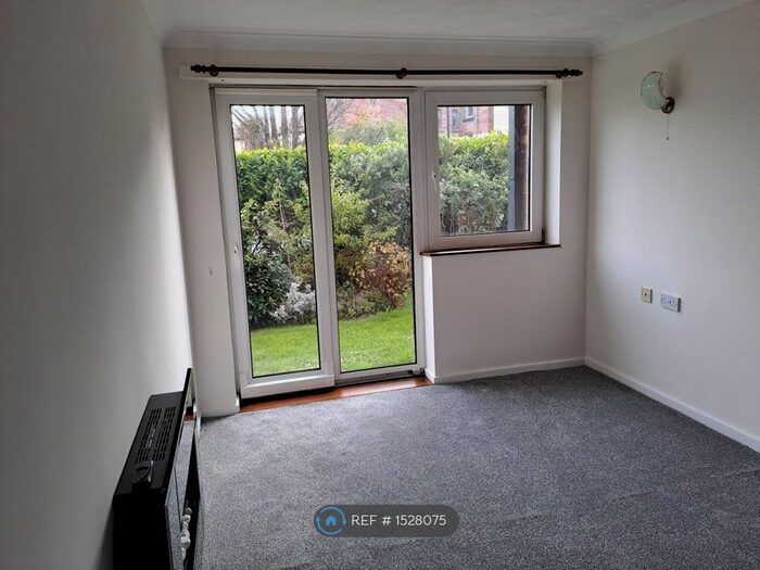 1 Bedroom Flat To Rent In (Over Only) Claremount Court, Wallasey Village, CH45