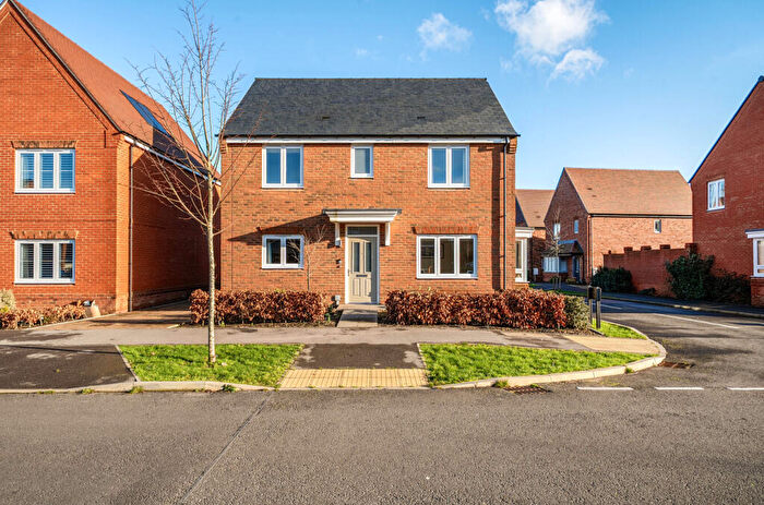 4 Bedroom Detached House For Sale In Pembers Farm Avenue, Fair Oak, Eastleigh, Hampshire, SO50