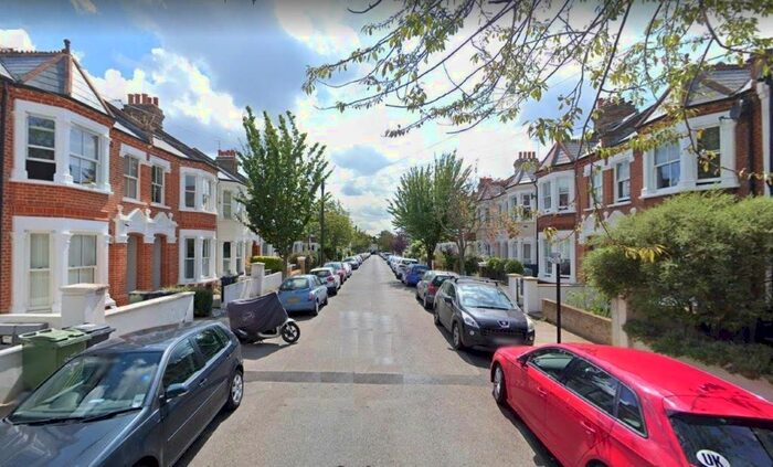 4 Bedroom Semi-Detached House To Rent In Rudloe Road, Clapham, SW12