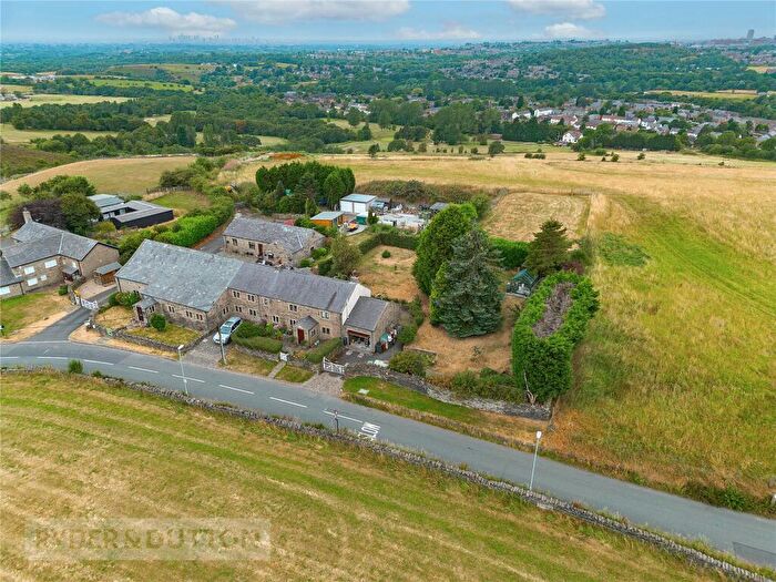 3 Bedroom Semi-Detached House For Sale In Lane Head Road, Lees, Oldham, Greater Manchester, OL4