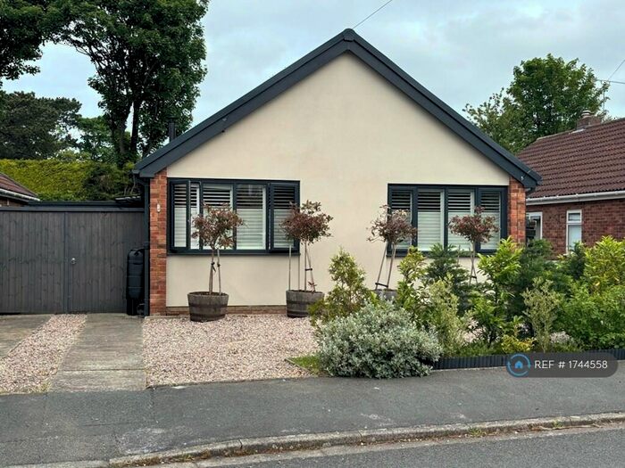 2 Bedroom Bungalow To Rent In Maple Close, Formby, L37