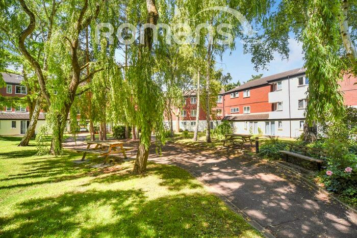 1 Bedroom Flat To Rent In Mount Pleasent, Bracknell, RG12