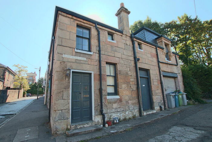 2 Bedroom Mews To Rent In Montague Lane, Hyndland, G12
