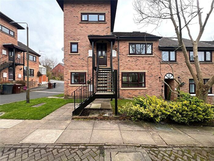 2 Bedroom Flat For Sale In Jubilee Gardens, New Mills, High Peak, Derbyshire, SK22